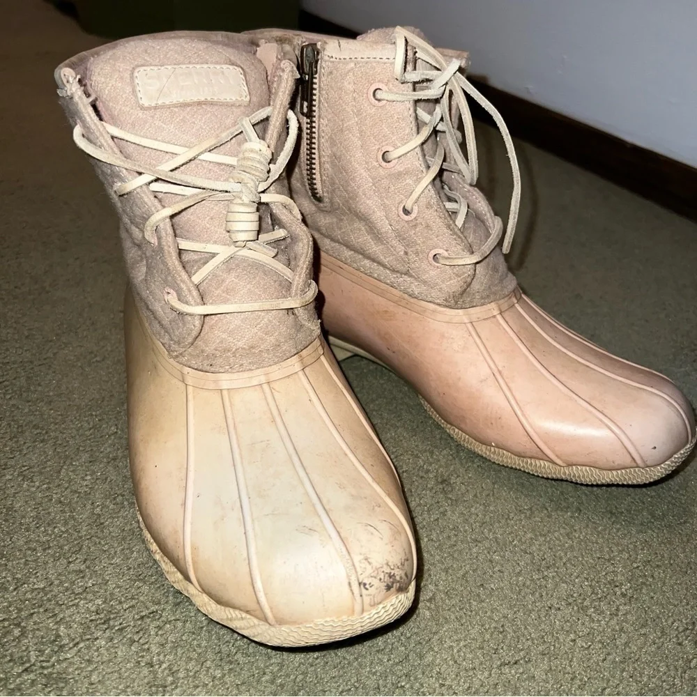 Sperry Women’s Saltwater Duck Boots Size 7.5